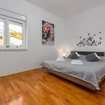 2 Bedroom Cozy In Privlaka (Zadar)