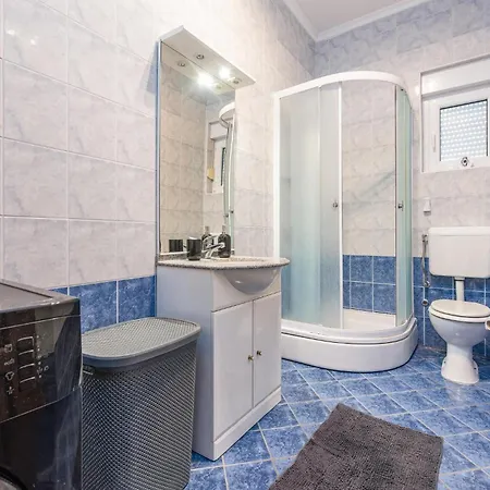 Awesome In With Wifi Apartment Privlaka (Zadar)