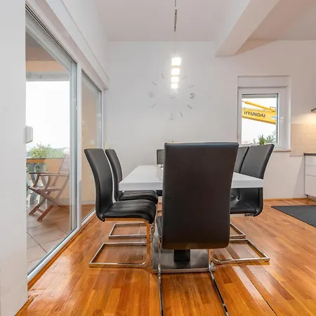 Awesome In With Wifi Apartment