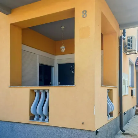 2 Bedroom Cozy In Апартаменты